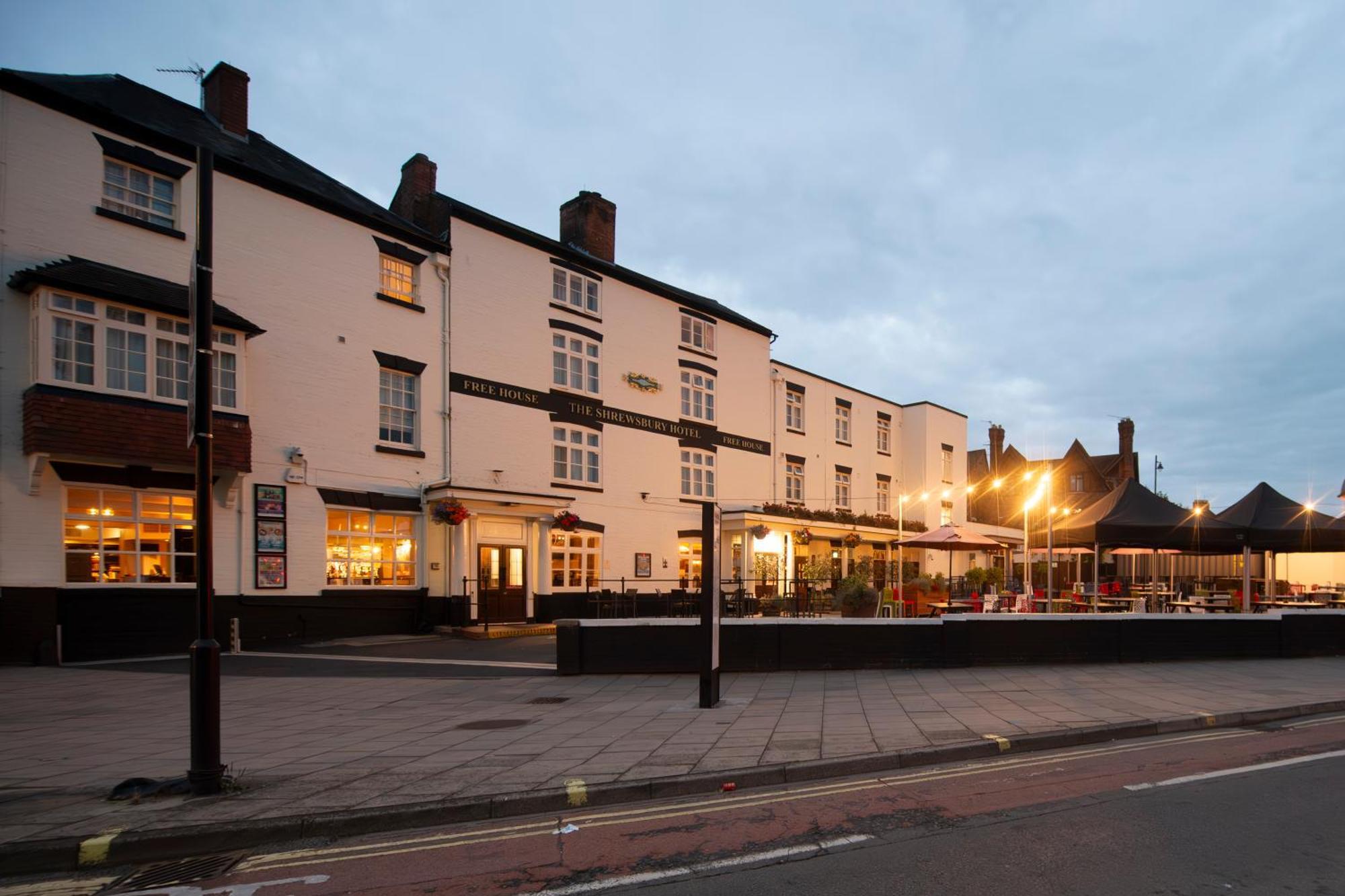 The Shrewsbury Hotel Wetherspoon 외부 사진